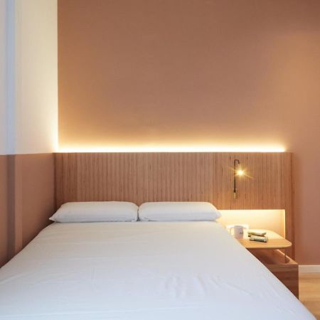 Bright Ensuite Rooms In Madrid, Sk מראה חיצוני תמונה